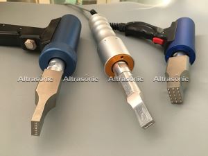 เจาะเชื่อมอัลตราซาวด์สำหรับแผงประตูรถยนต์