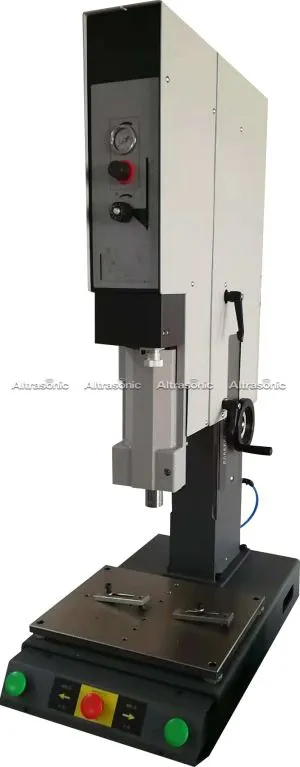 เครื่องควบคุมเครื่องเชื่อมอัลตราโซนิกสำหรับการเชื่อมด้วยความแม่นยำสูง