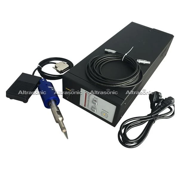 เครื่องตัดพลาสติกพร้อมอัลตราโซนิกสำหรับ PE PP PVC และพลาสติกอื่นๆ