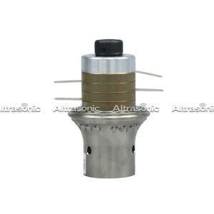 40K 500W ความน่าเชื่อถือสูงประยุกต์ใช้กันอย่างแพร่หลาย Ultrasonic Welding Transducer